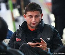 包含“英超各队的财务评估，如何影响市场策略？”的词条