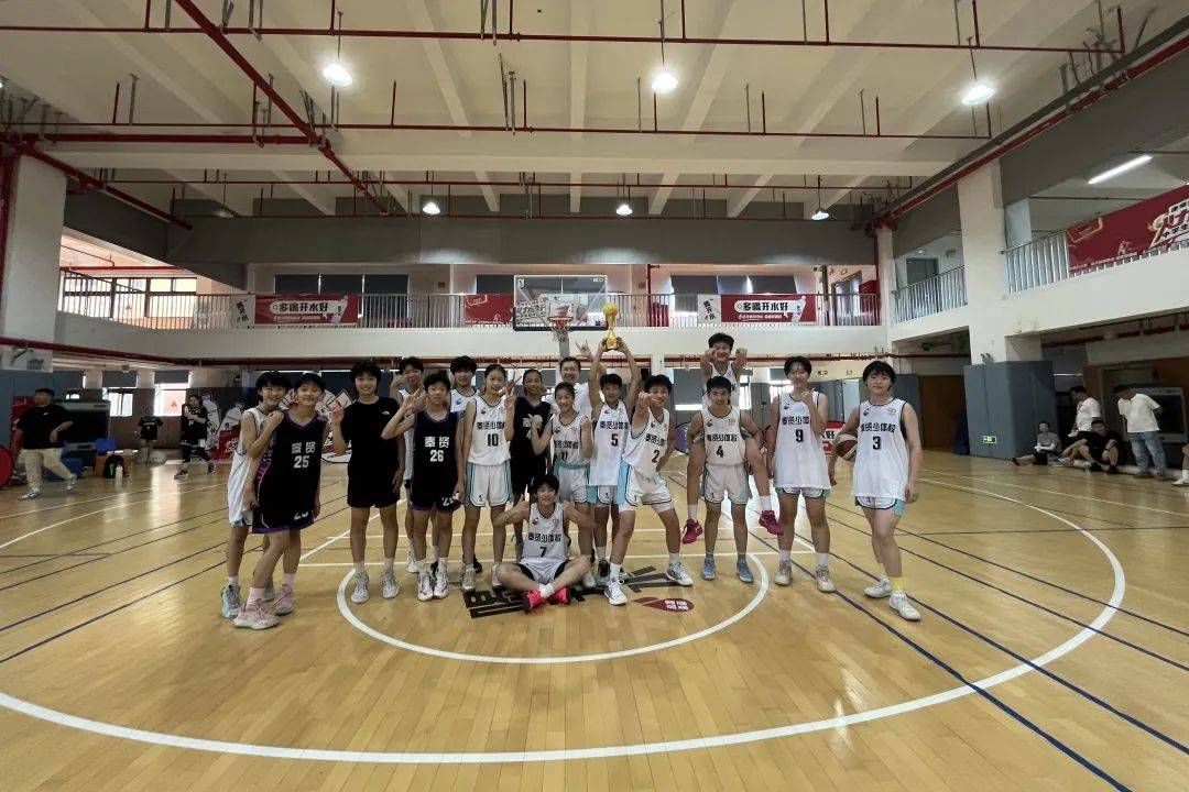 关于校园篮球vs体校模式:哪种更适合中国?的信息 关于校园篮球vs体校模式:哪种更适合中国?的信息